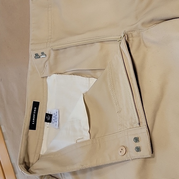 Lands' End Size 14P Khaki Shorts, 9" Inseam, Excellent Condition - Picture 9 of 11